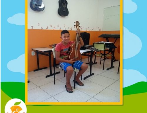 Instrumento Novo Ukulele Bass!